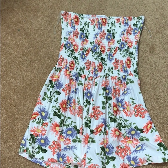 Floral Romper - Picture 2 of 2
